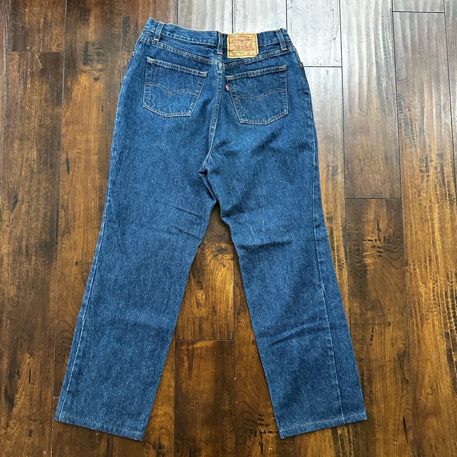 Vintage Levis 501 Jeans Womens 28x28 Denim USA Dark Wash Tapered 18501-0115