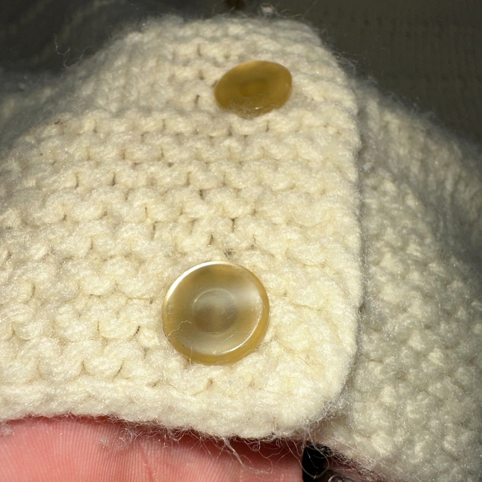 1970s VTG Sweater Cable Knit 70s 80s Ivory Off White Warm Grandma Core Button Up