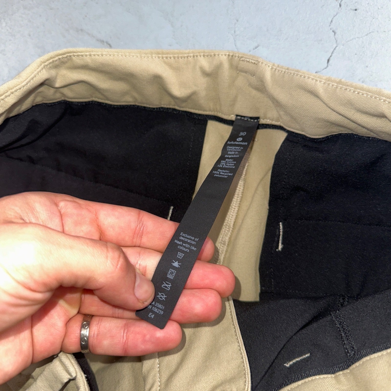 Lululemon Commission Pants Mens 30 Light Brown Beige 30 x 31 Chino Khaki