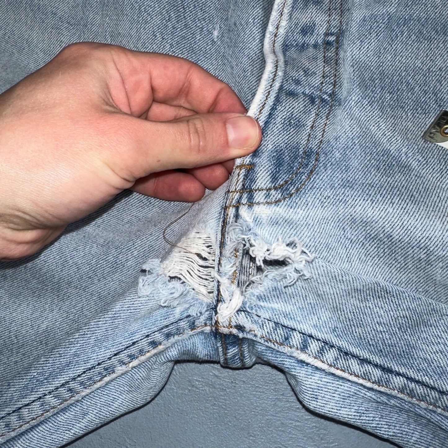 Levis 501 Vintage 90s USA XX Straight Leg Jeans Blue Light Wash 34x36 Act 31x31