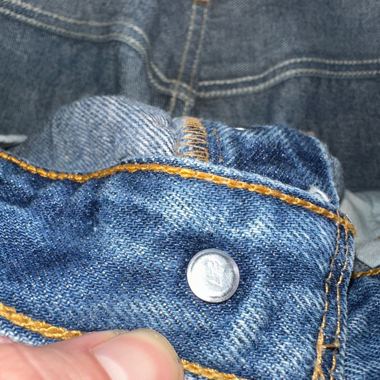 Levis 501 Vintage 90s Mexico Straight Leg Jeans 36x30 Y2K Med Wash Act 33x27