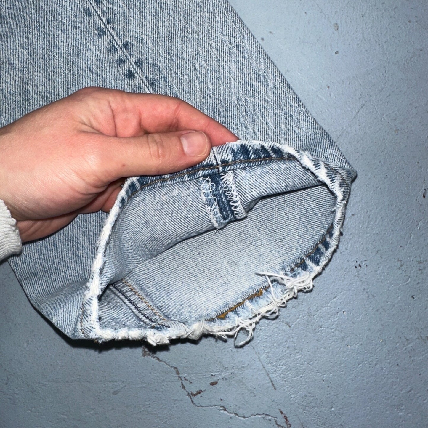 Levis 501 Vintage 90s USA XX Straight Leg Jeans Blue Light Wash 34x36 Act 31x31