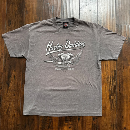 Harley Davidson USA Motorcycle Vintage Style T Shirt Kauai Hawaii Skulls