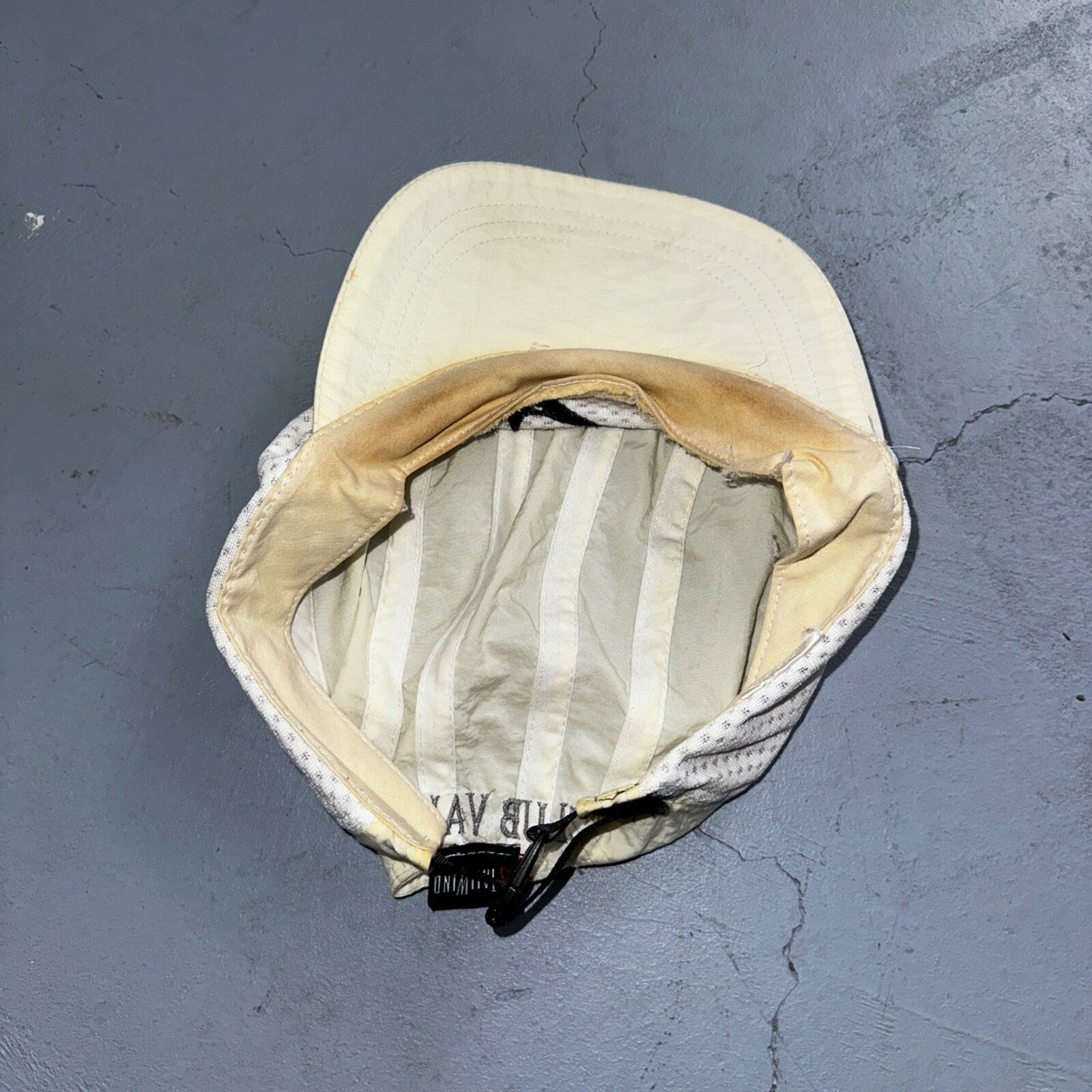 Nike Vintage Hat Cap Strap Back Swoosh Mesh Panel Tailwind Mens 90s Air Max