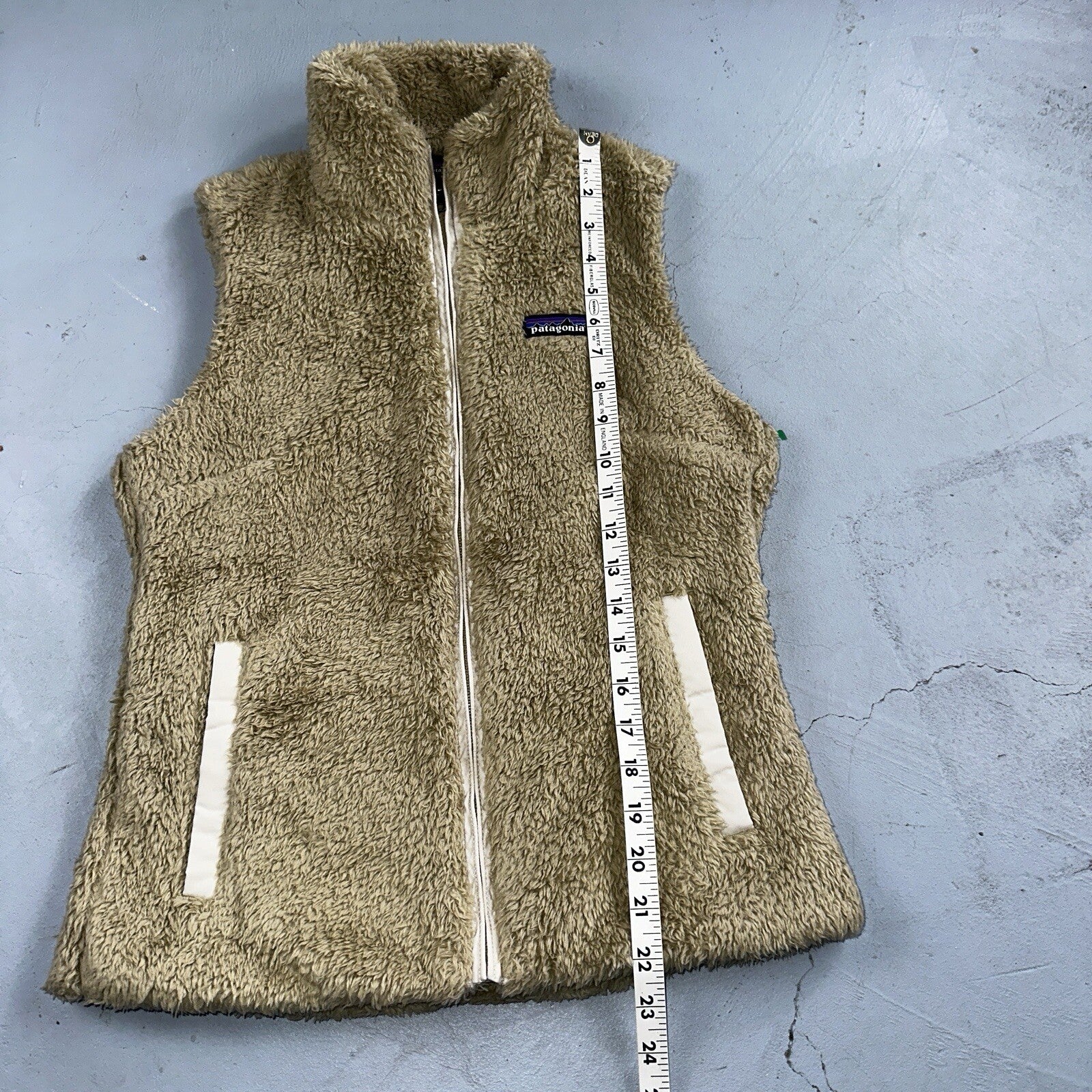 Patagonia Los Gatos El Cap Khaki Beige Teddy Fleece Full Zip Vest - XS Small