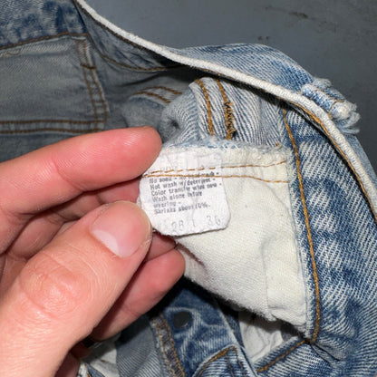 Levis 501 Vintage 80s Redline Selvedge USA XX Jeans Light Wash 28x36 Act 26x31