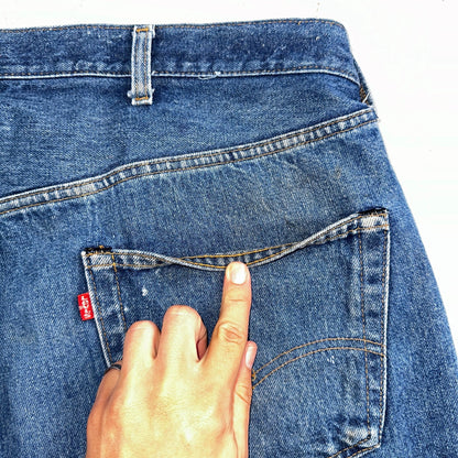 Levis 501 Vintage 80s Redline Selvedge USA XX Jeans Med Wash 48x30 Act 44x25