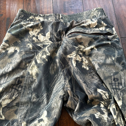 Cabelas Jeans Mens M 23x28 Green Camo Mossy Oak Outdoor Hunting Pants