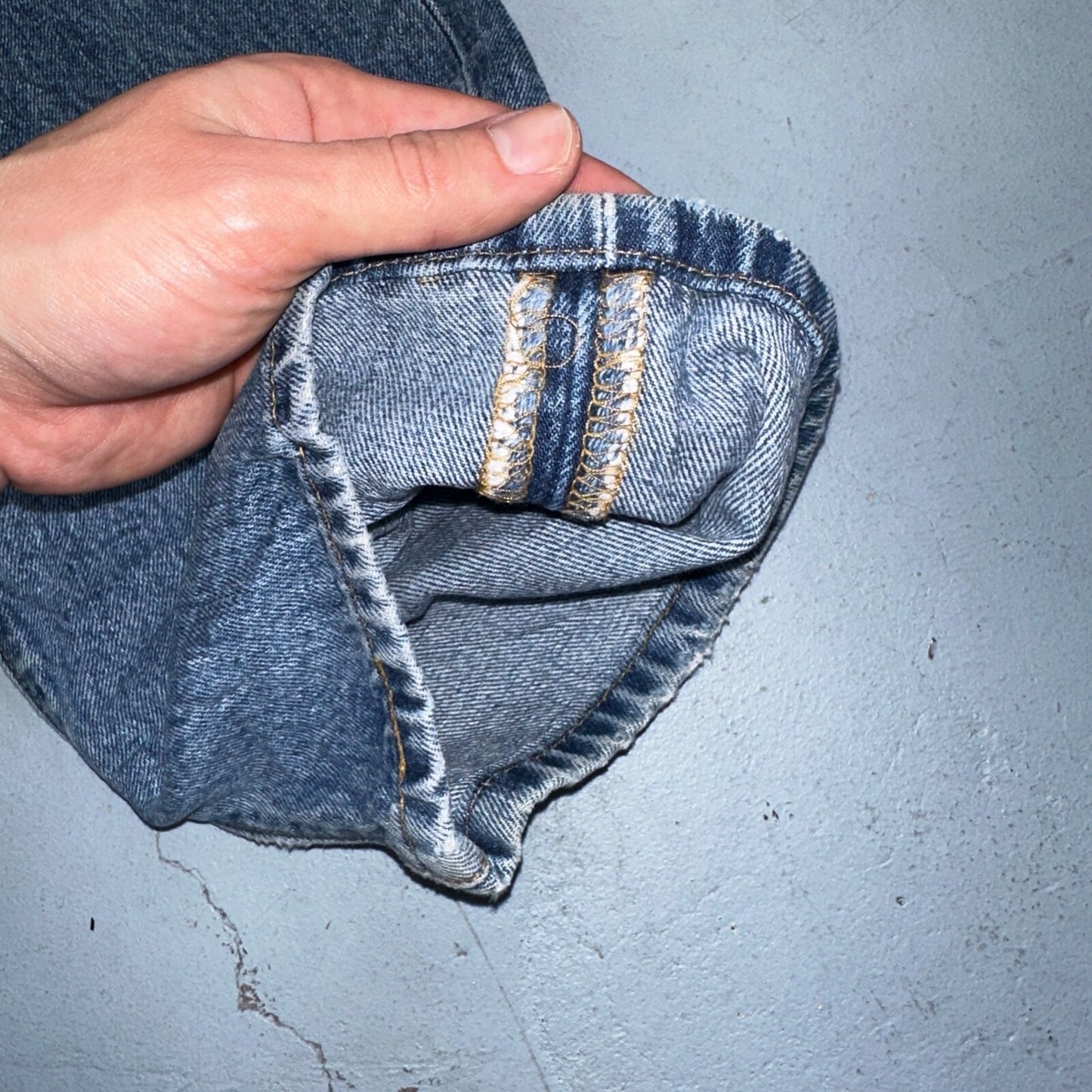 Levis 501 Vintage Y2K XX Straight Leg Jeans Blue 2003 Med Wash 34x32 Act 33x30