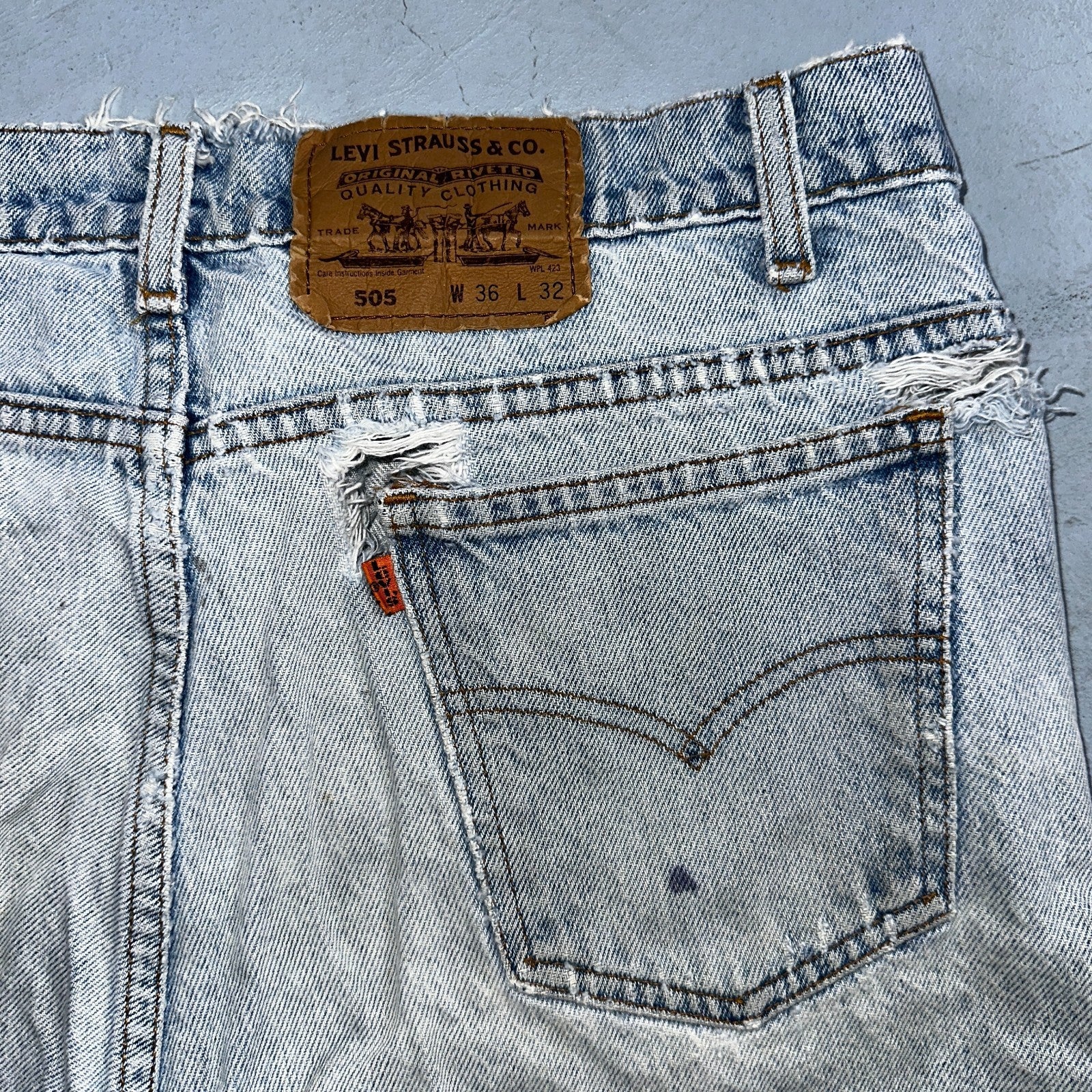 Levis 505 Vintage 90s Orange Tab Jeans 36x32 Thrashed Light Wash 501 Act 33x31