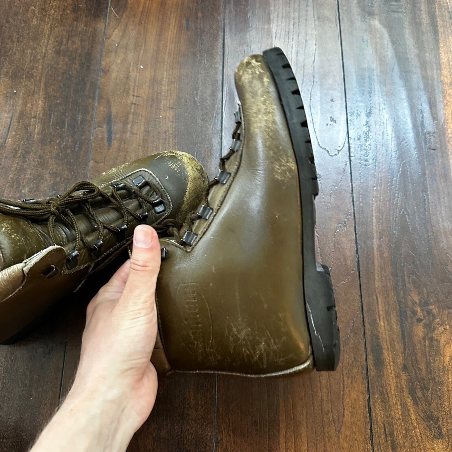 VTG Dunham Men’s 7? Tyrolean Mountain Hiking Boots Vibram Sole Italy