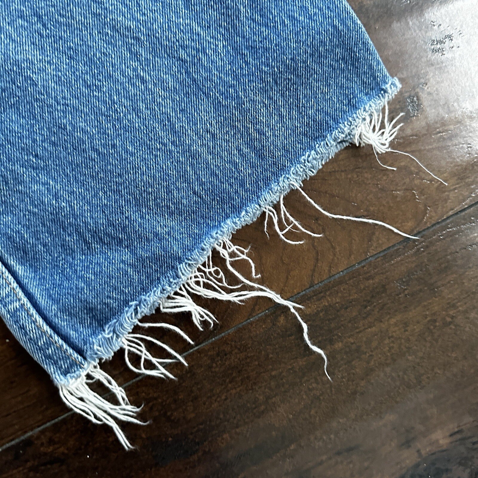 Levis 501 Vintage 90s Straight Leg XX Capri Jeans 36x34 Light Wash Act 32x25