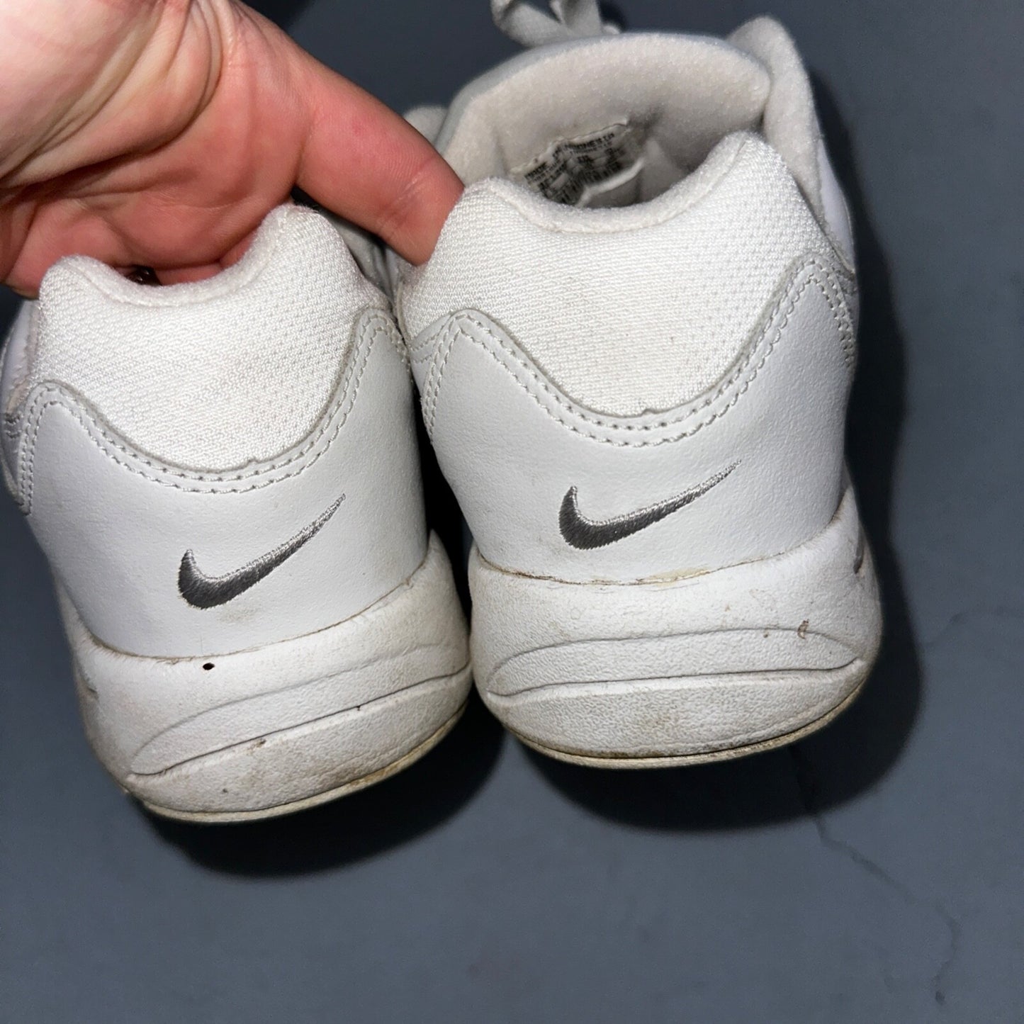 Vintage Nike Walker Airliner White Grey Y2K Dad Shoes Women’s SZ 8.5 174119-101