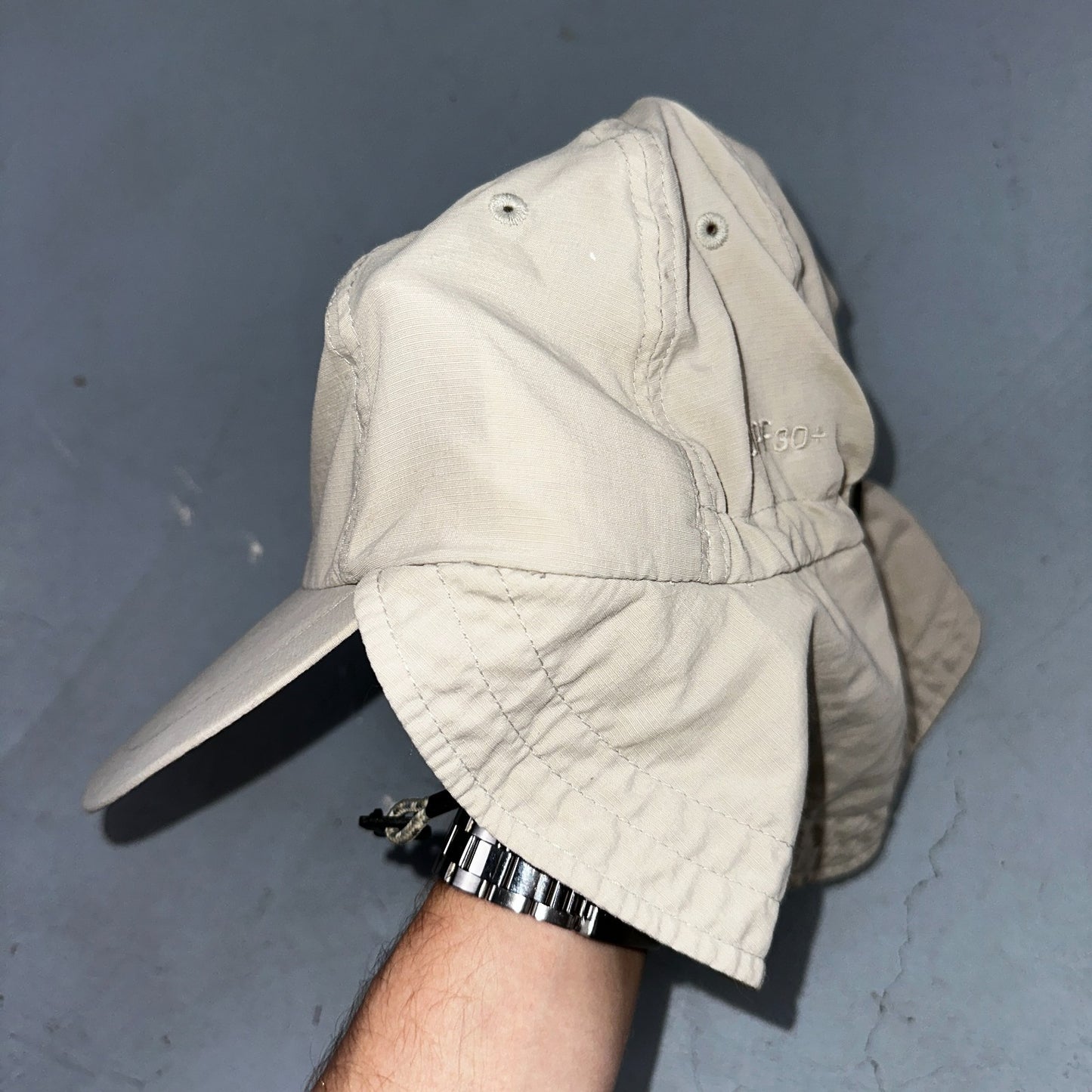 VTG Columbia Hat Cap Adult White Adjustable Wide Brim Neck Cover UPF 30