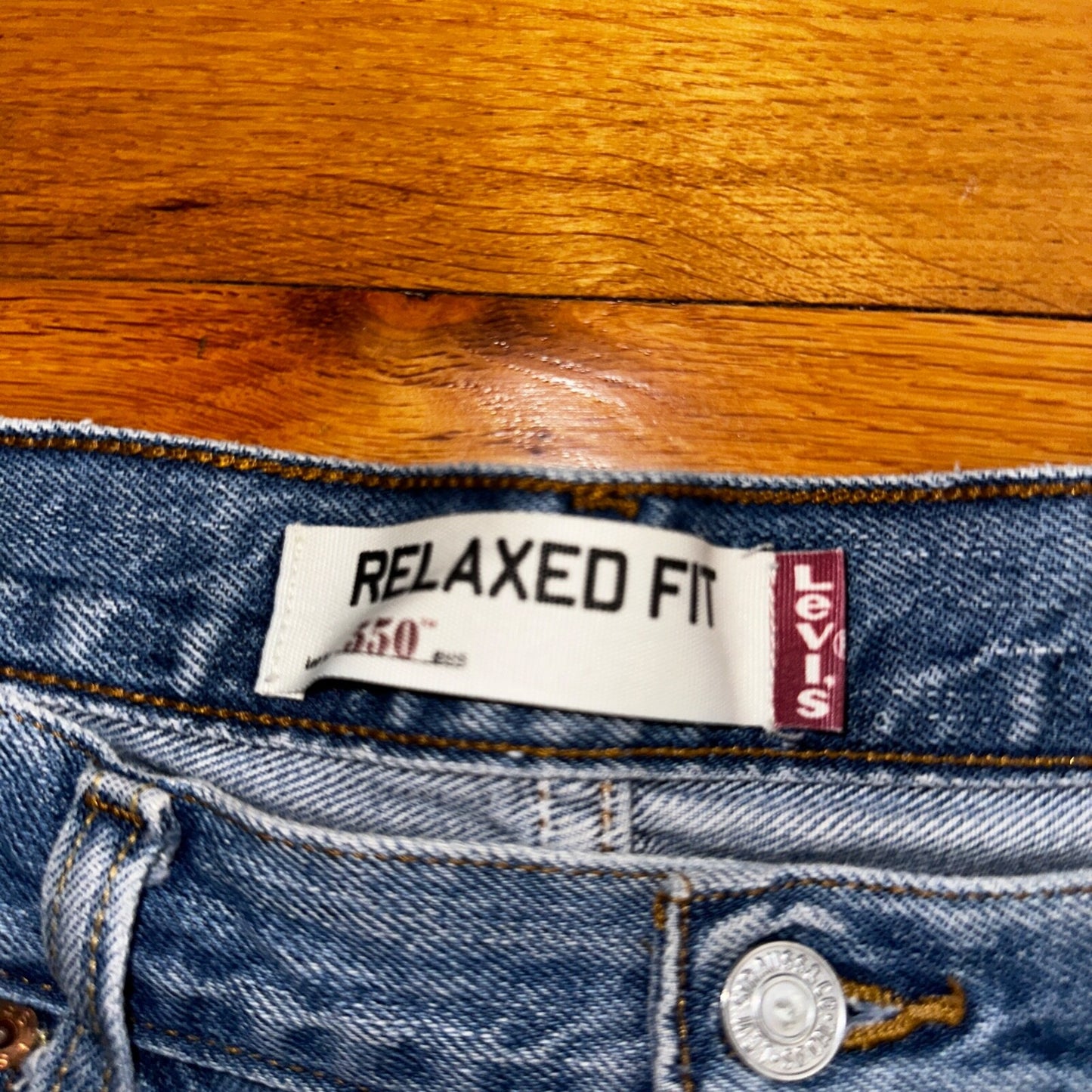 VTG Levi’s 550 Relaxed Fit Jeans Men’s 38x30 Blue Denim Pants 37x26 Hemmed