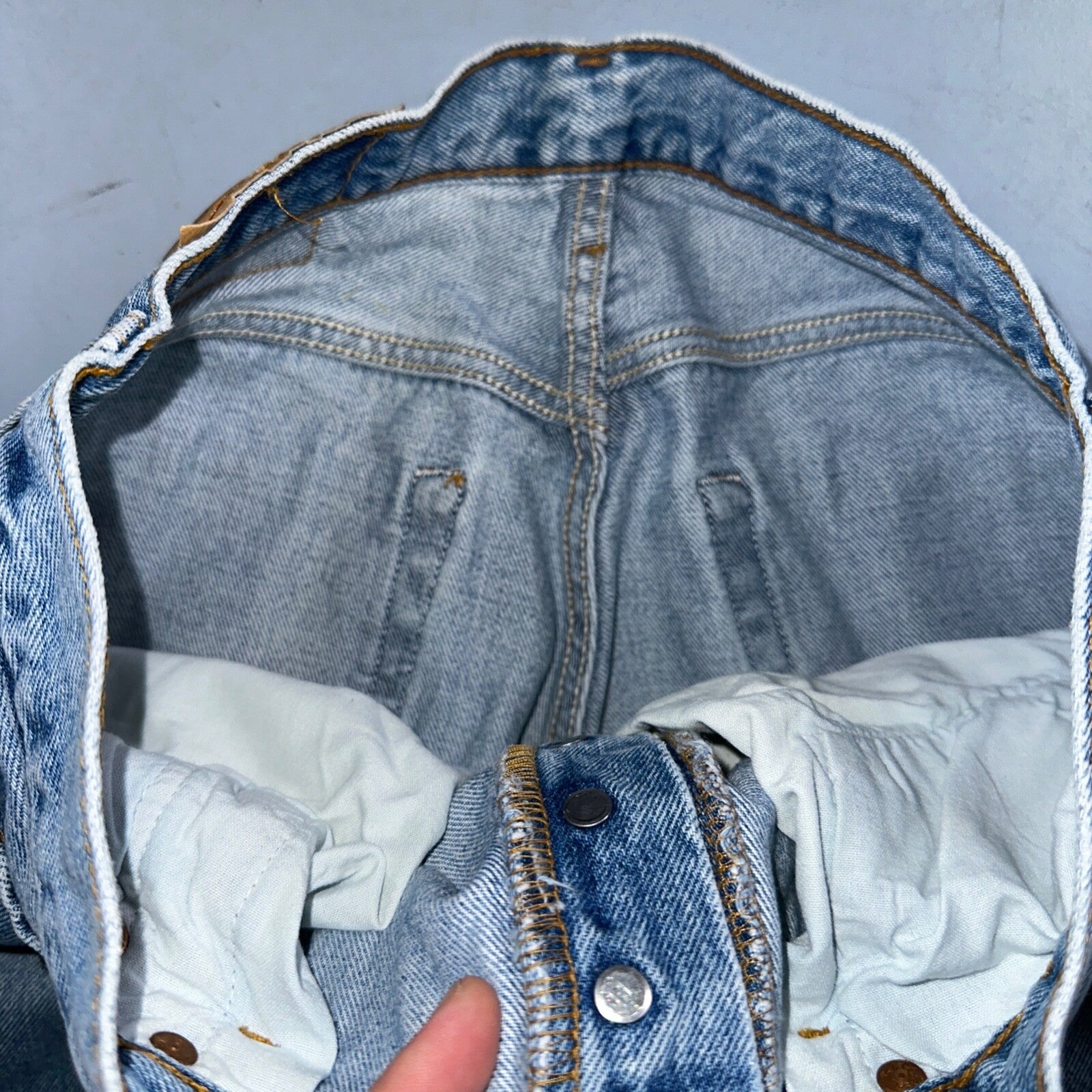 Levis 501 Vintage 90s USA XX Straight Leg Jeans Blue Light Wash 33x34 Act 30x33