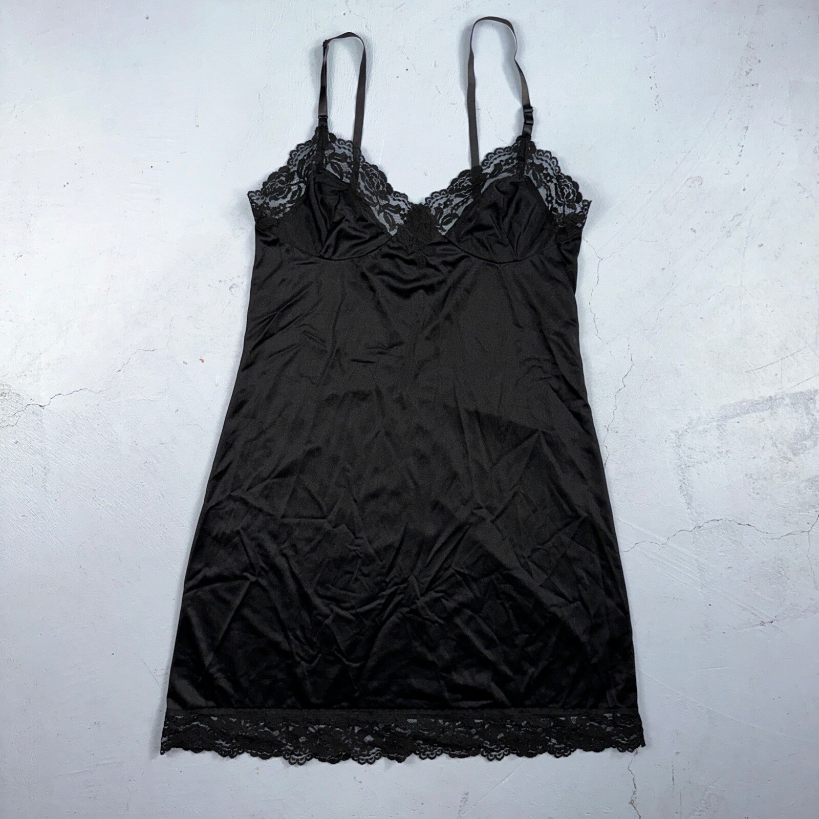 Vintage 1970s Kayser Lingerie Slip Dress Sleepwear Full Sweep Nightgown Lace 70s