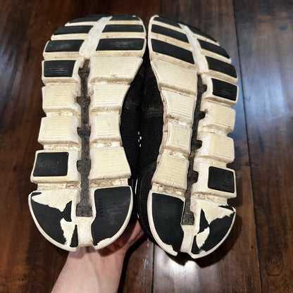 On Cloud 5 Shoes Black & White Oncloud Women's Training Sneakers US Size 8