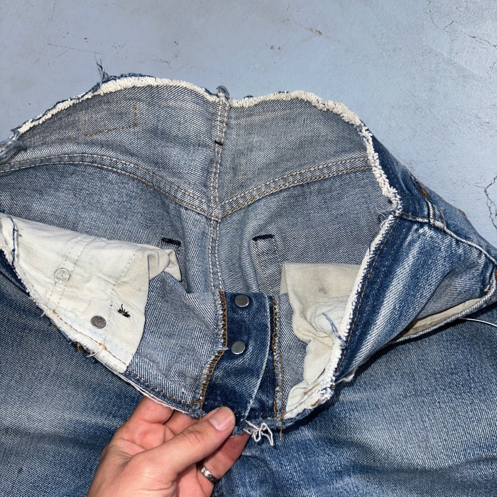 Levis 501 Vintage 80s Redline Selvedge USA XX Jeans Med Wash 31x36 Act 30x30