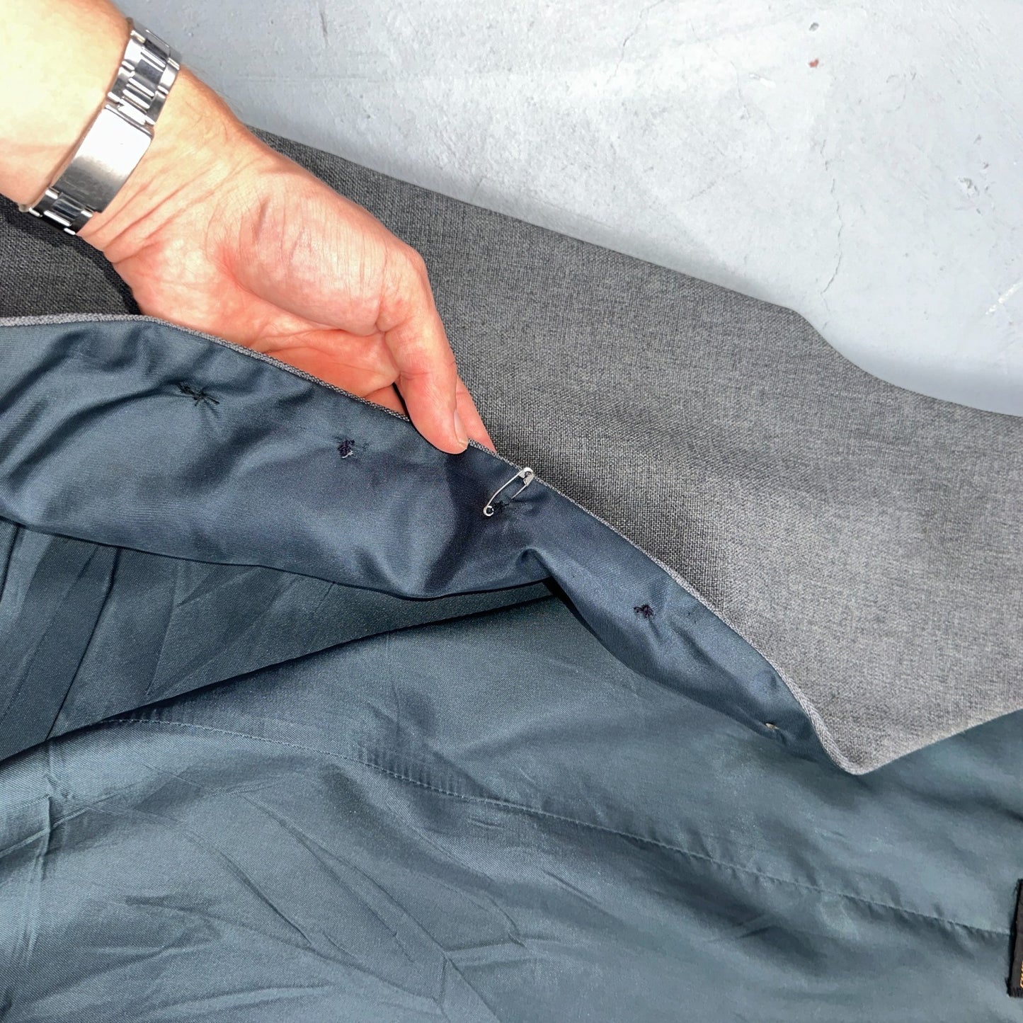 VTG Mens 2 PC Suit 44L Jacket Coat Vest Gray Levis Panatela Wool 80s