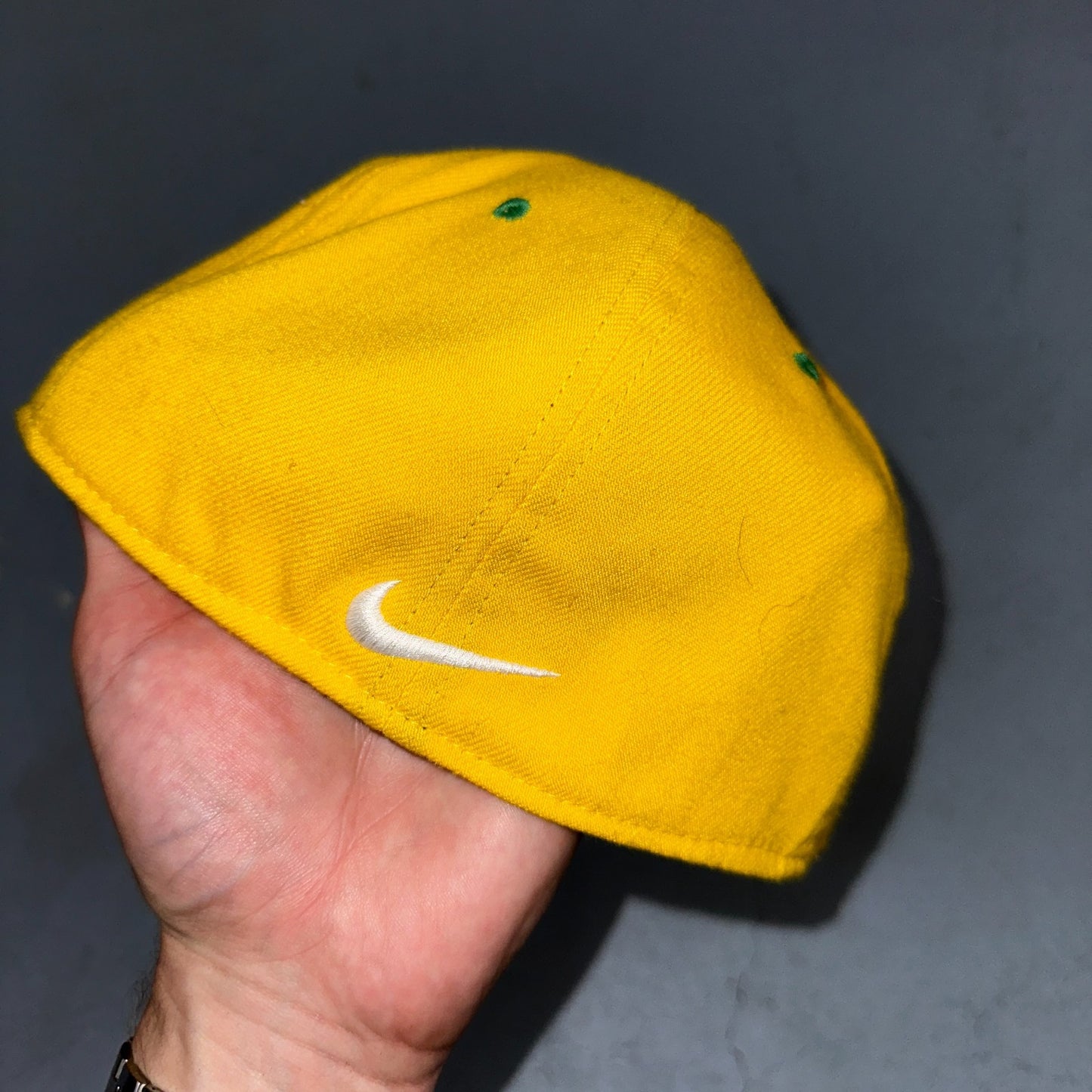 Nike True University of Oregon Hat UO Fitted Yellow Green Baseball Cap Ducks M/L
