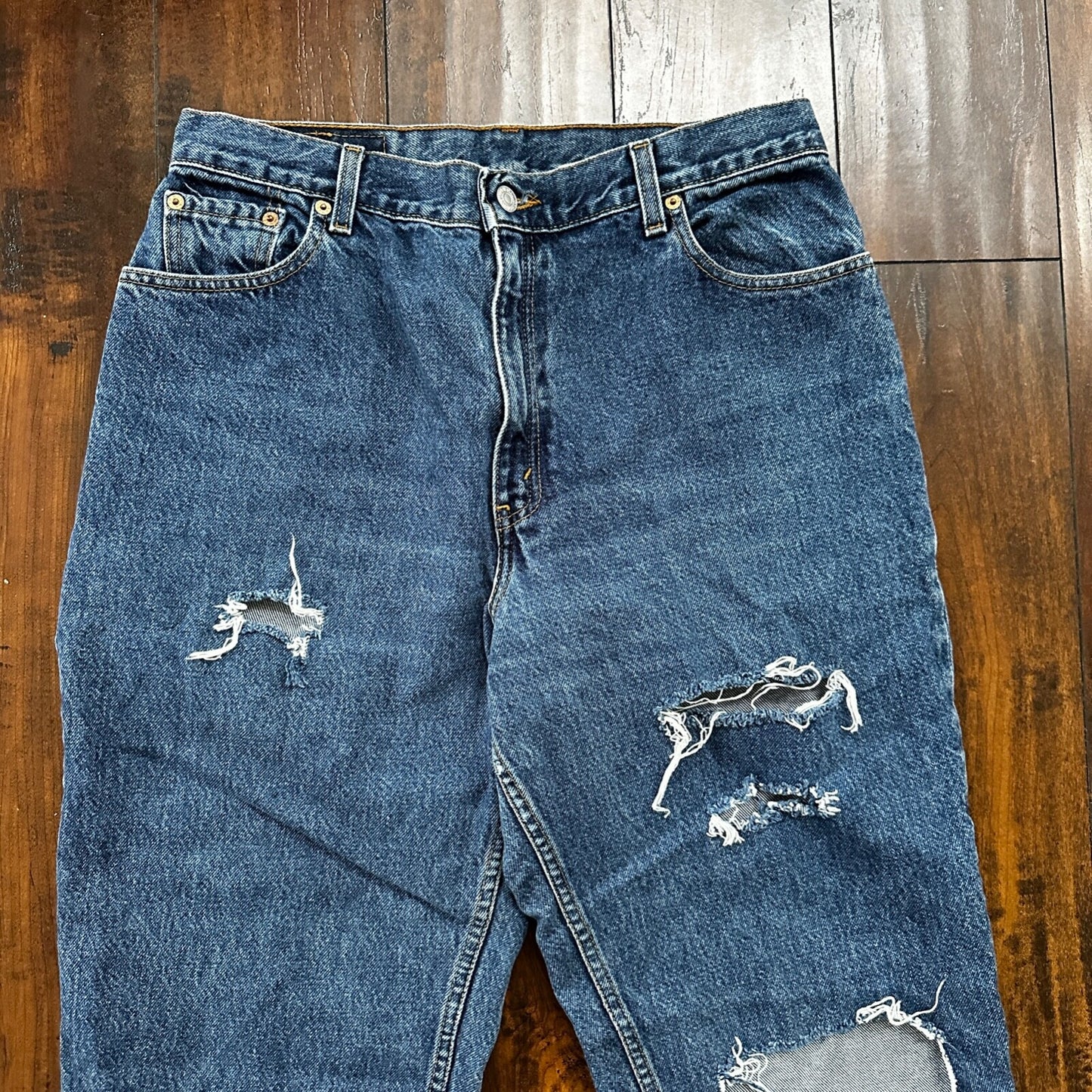 Levis Women Jeans 14 Reg M Blue VTG 550 Relaxed Fit Tapered Blue Wash 31x30