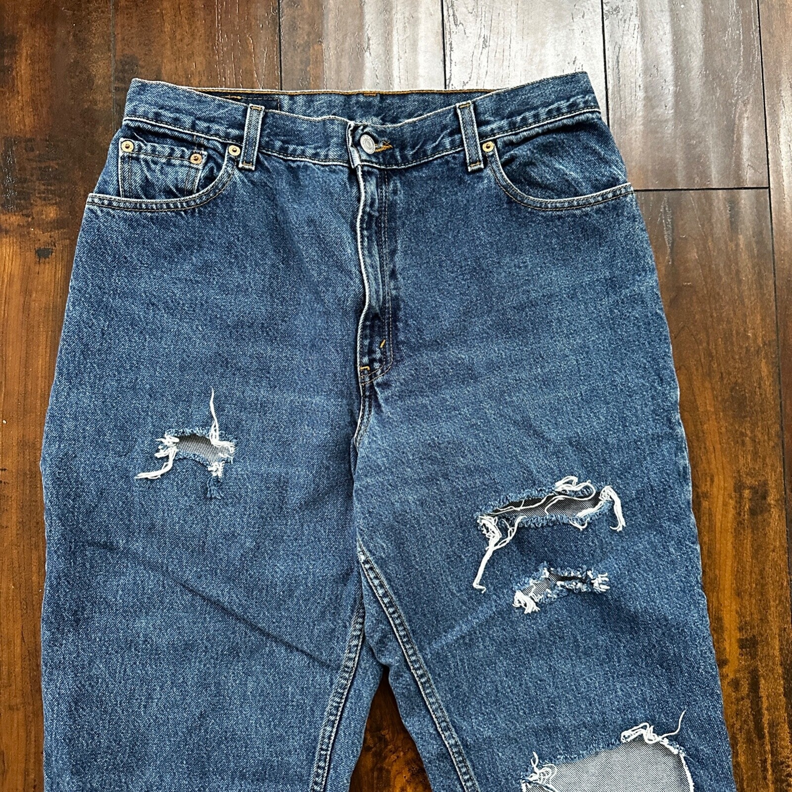 Levis Women Jeans 14 Reg M Blue VTG 550 Relaxed Fit Tapered Blue Wash 31x30