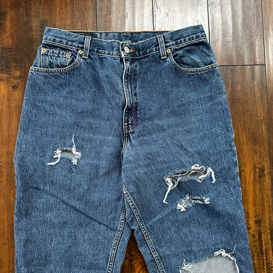 Levis Women Jeans 14 Reg M Blue VTG 550 Relaxed Fit Tapered Blue Wash 31x30