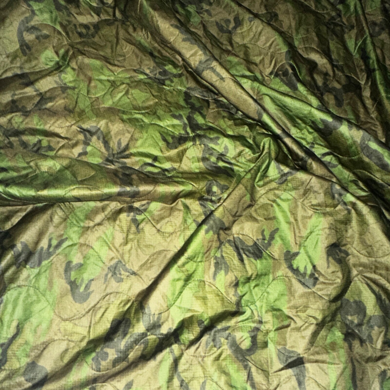 Vintage 1982 War Camouflage Poncho Liner Woodland Camo Dated 1982 Rare 80s