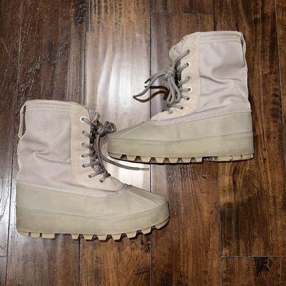 adidas Size 8.5 Yeezy 950 Moonrock Boots - AQ4829 - USED - Rare 2015 OG release