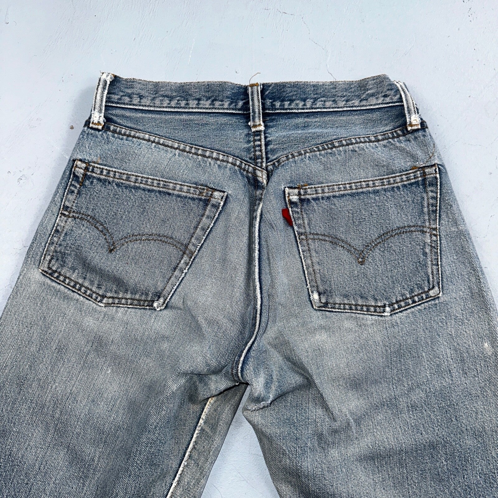 Levis 501 Vintage 80s Redline Selvedge USA XX Jeans Light Wash 30x36 Act 27x31