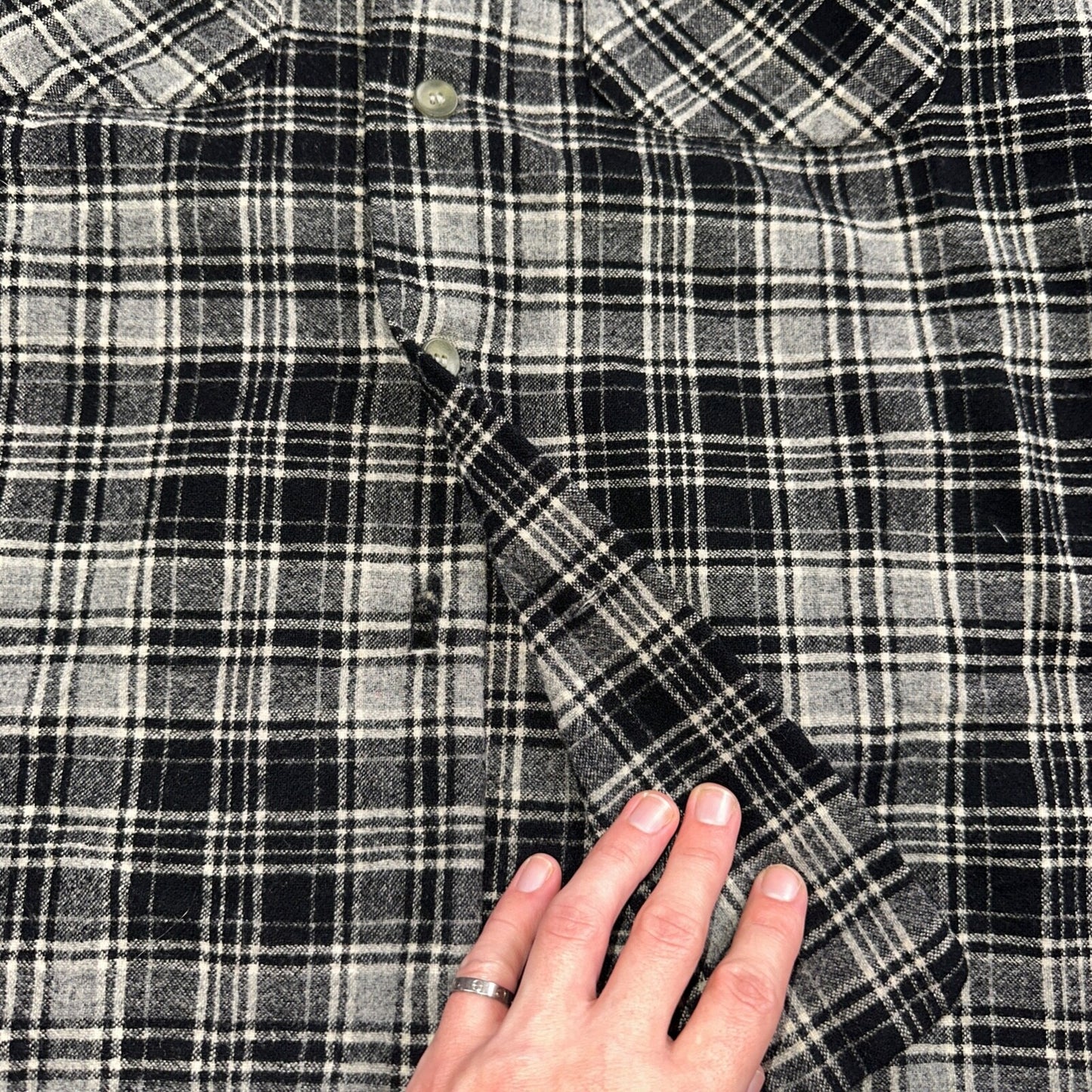 Pendleton Board Shirt Mens M 1960s Plaid Wool Long Sleeve VTG USA Loop Collar