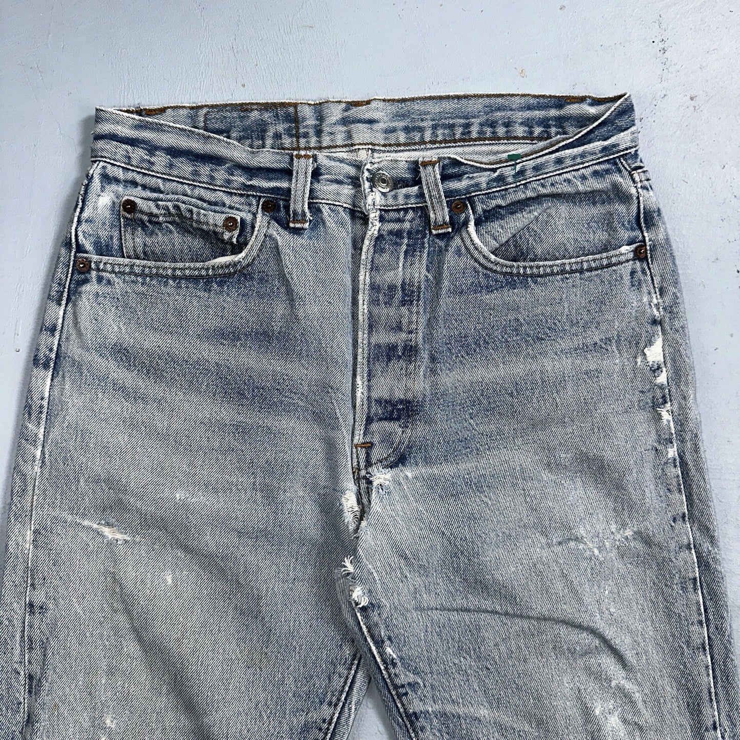 Levis 501 Vintage 80s USA XX Straight Leg Jeans 32x31 Thrashed Wash Act 30x26