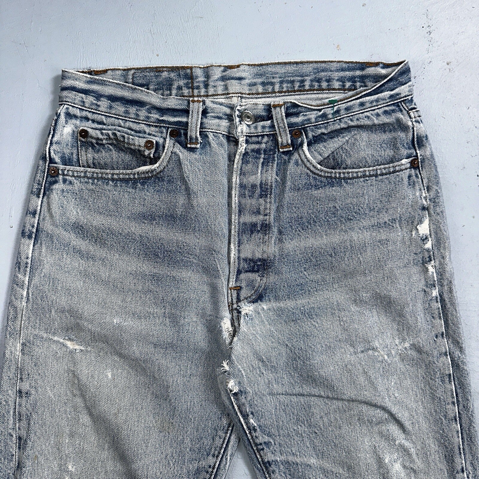 Levis 501 Vintage 80s USA XX Straight Leg Jeans 32x31 Thrashed Wash Act 30x26