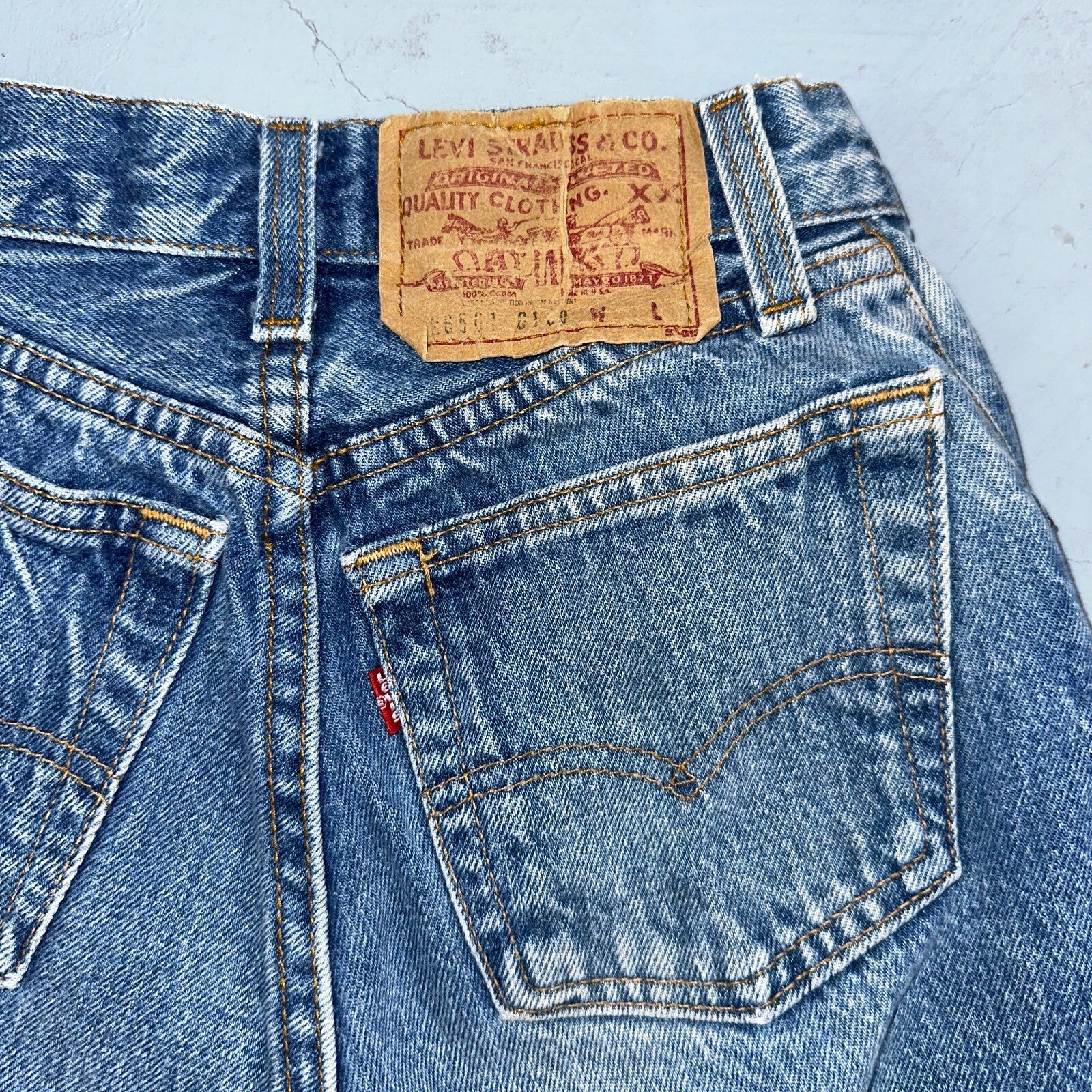 Levis 501 Vintage 80s USA XX Straight Leg Jeans Womens Blue Med Wash Act 22x33