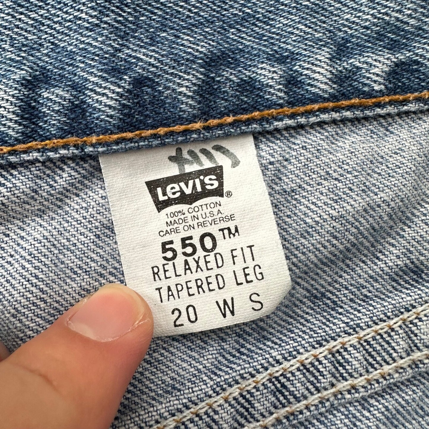 Levis 550 Jeans VTG Womens High Rise Light Wash Relaxed Tapered 90s USA 35x28