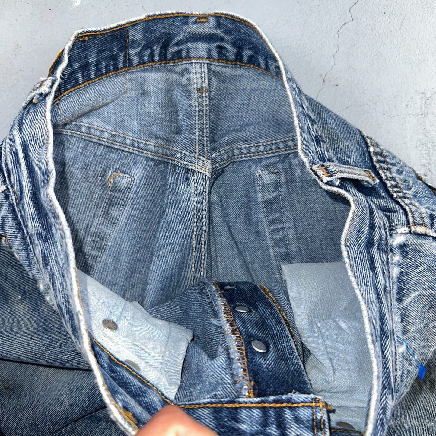 Levis 501 Vintage 80s USA XX Straight Leg Jeans Blue Light Wash 31x34 Act 30x32