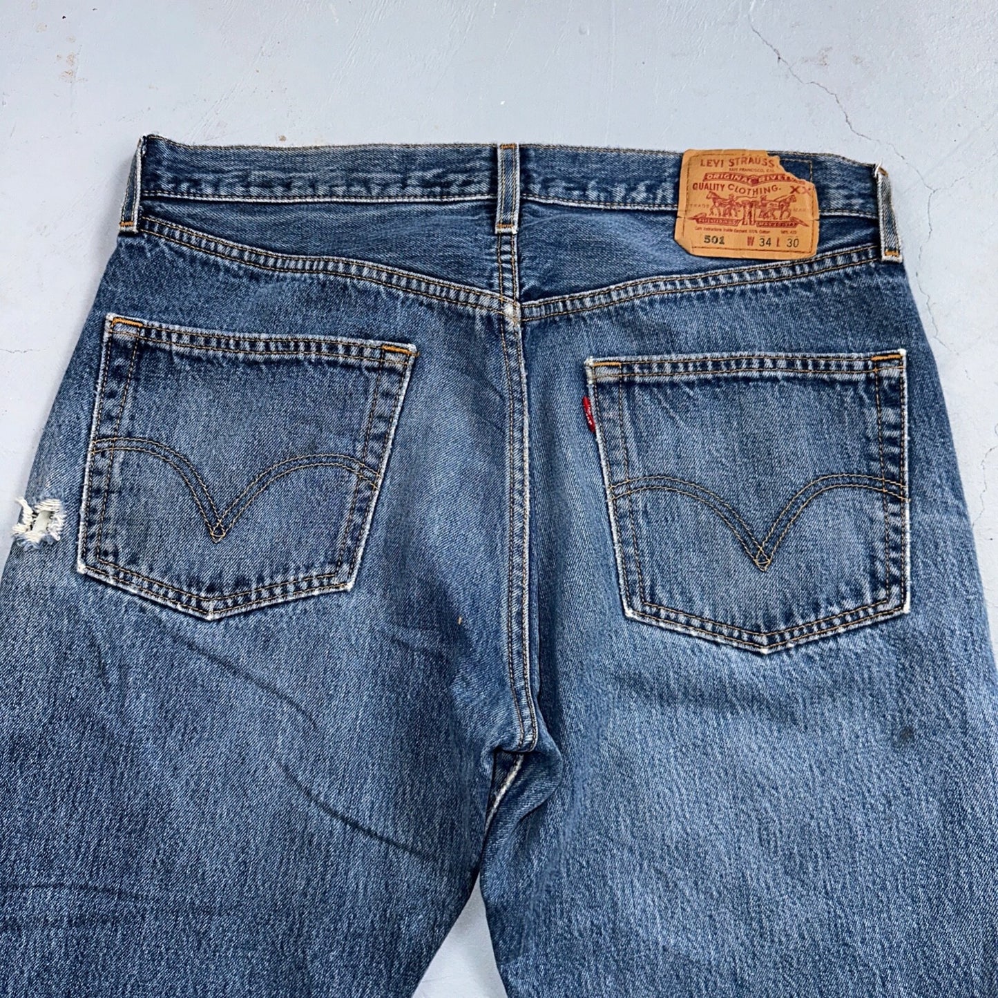 Levis 501 Vintage 90s XX Straight Leg Mexico Jeans 34x30 Thrashed Act 33x28