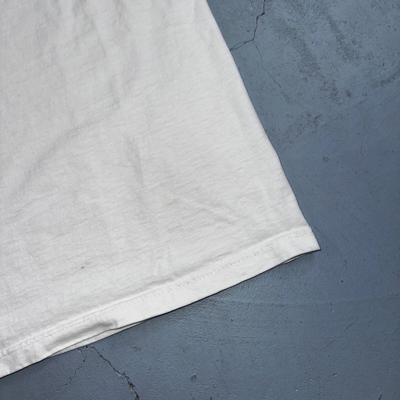 Disney Mickey Mouse Stained Y2K VTG T Shirt 2000s Cute Embroidered White Tee USA