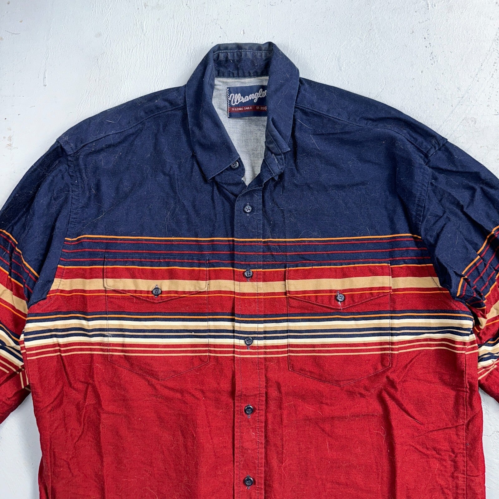 Wrangler Shirt VTG Mens 17 35 Red Blue Checked Long Tails Long Sleeve Aztec