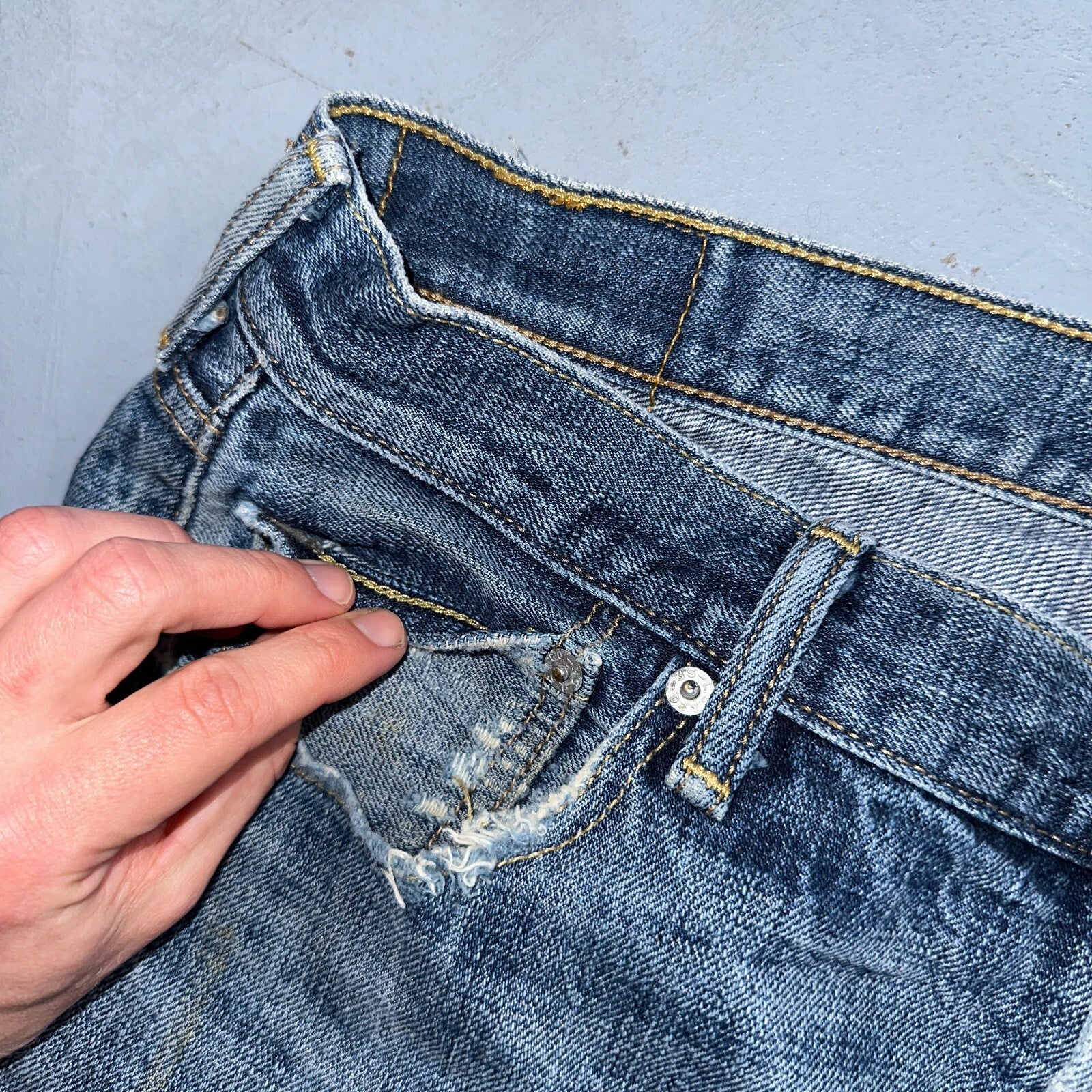 Levis 501 Y2K XX Straight Leg Jeans Blue VTG Med Wash 34x32 Act 33x30