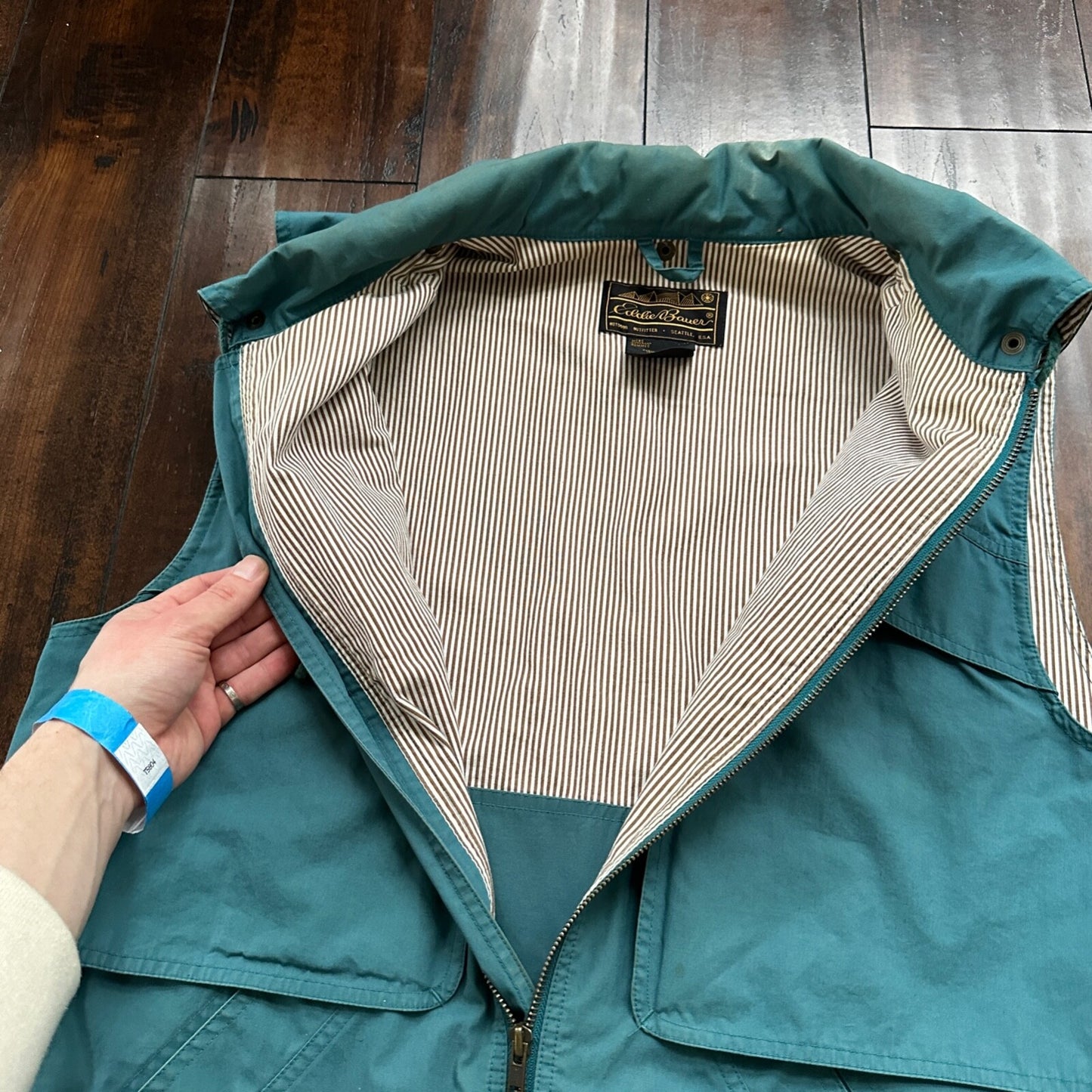 VTG Eddie Bauer Vest Mens M Green Blue Canvas Unlined Basic Cool Safari