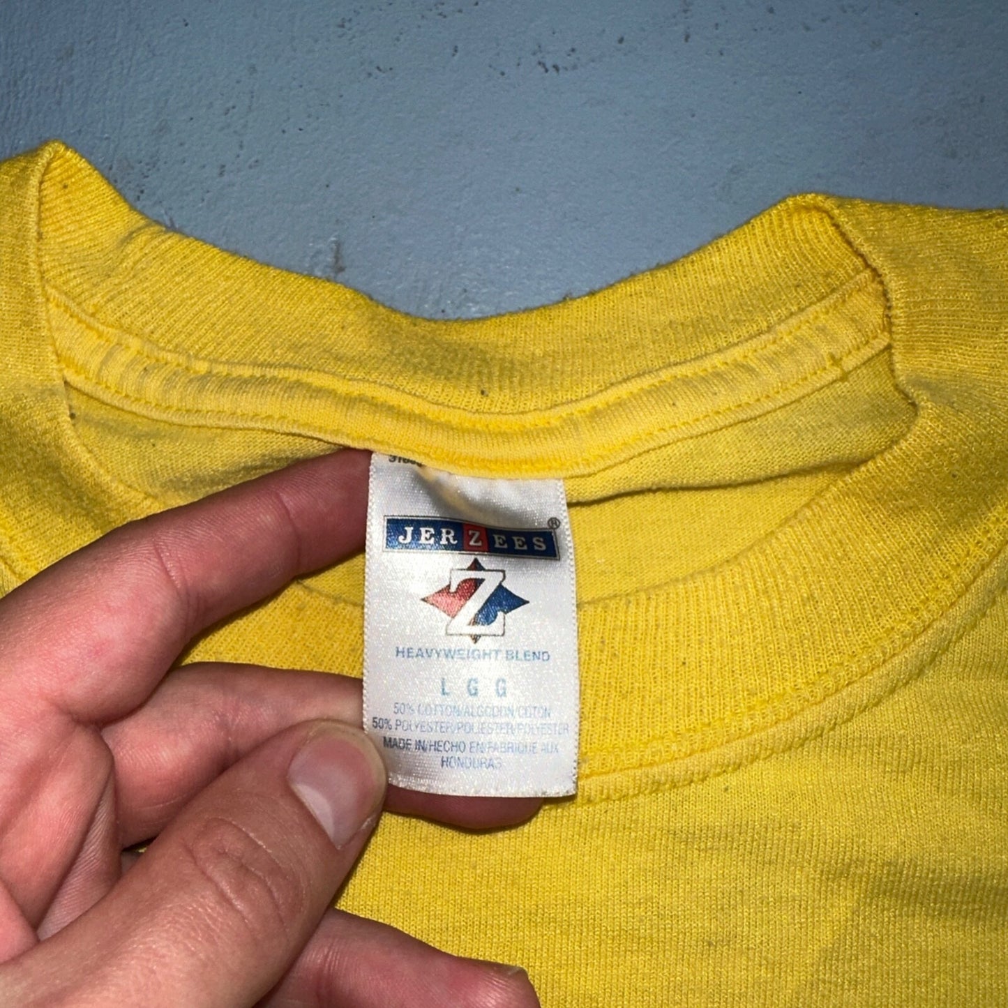 Smiley Face Y2K VTG T Shirt Jesse Manibusan Nirvana Grunge Yellow Funny Cute Ban