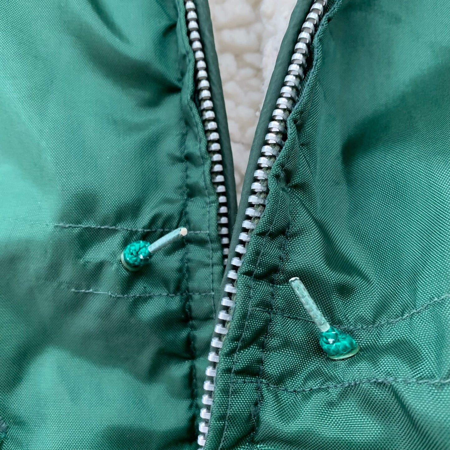 VTG West Wind Buccaneer 70s Sherpa Satin Bomber Jacket Green Broken Zip Oregon