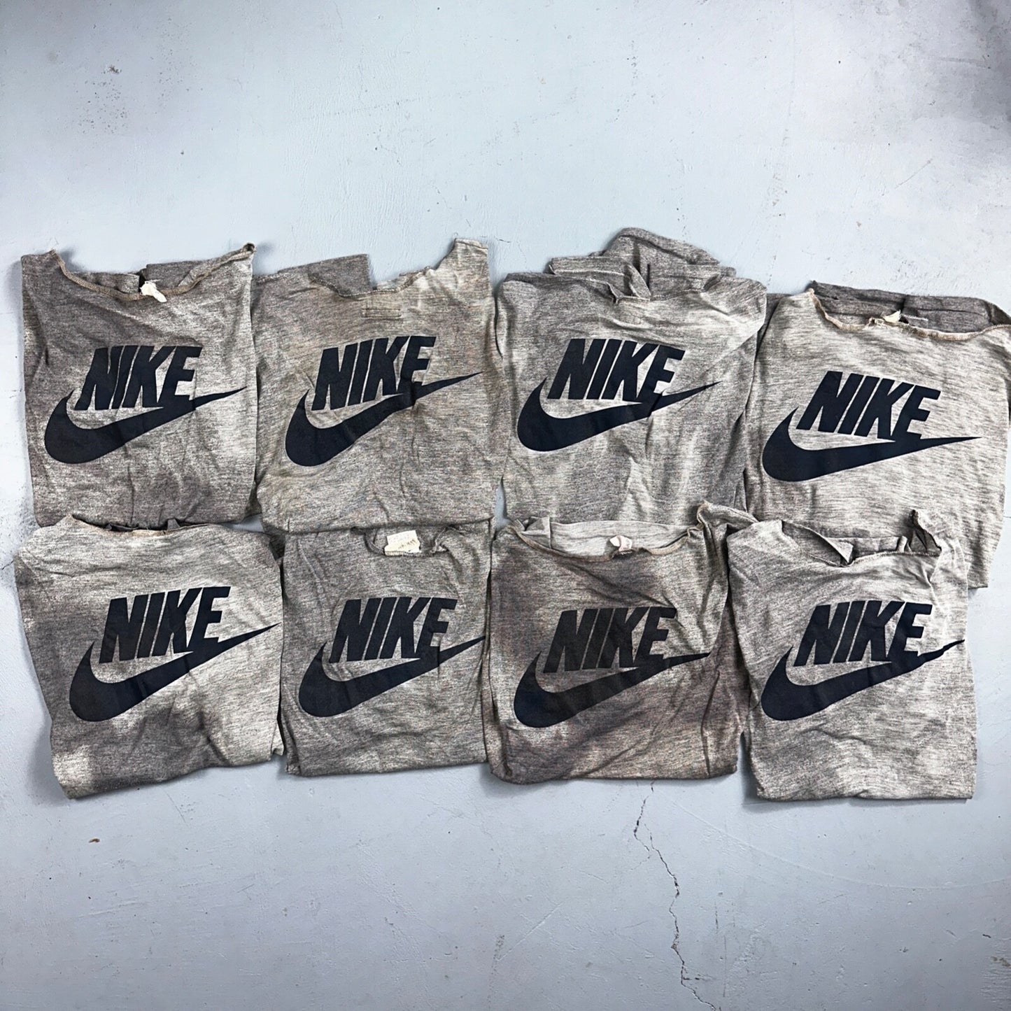 Nike 70s Lot of 8 VTG T Shirt Orange Tag Gray Swoosh Soft Chopped Front Team