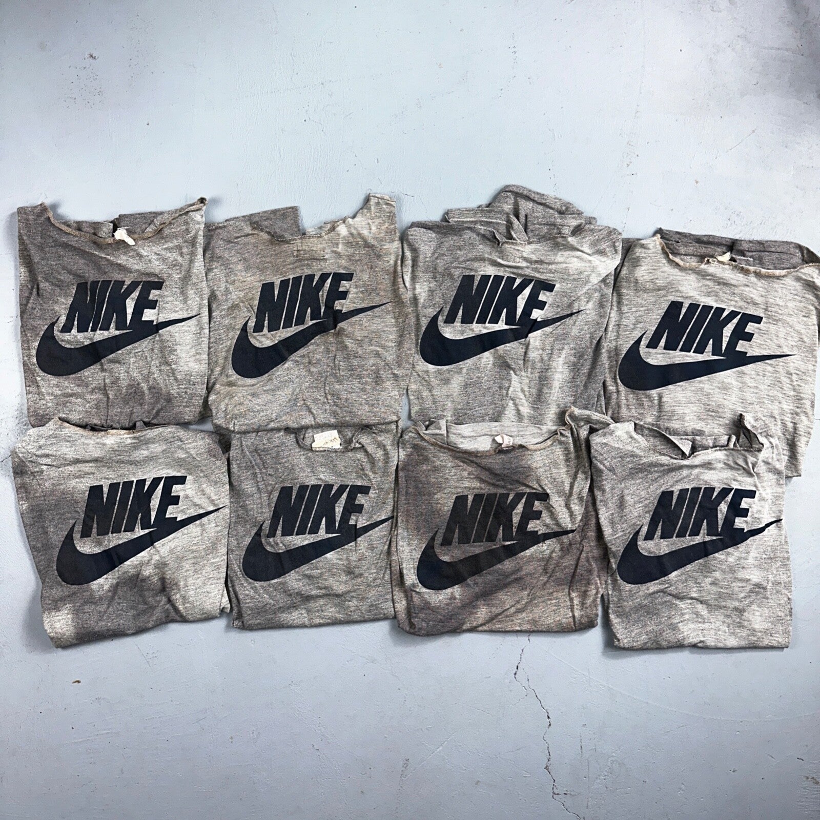 Nike 70s Lot of 8 VTG T Shirt Orange Tag Gray Swoosh Soft Chopped Front Team