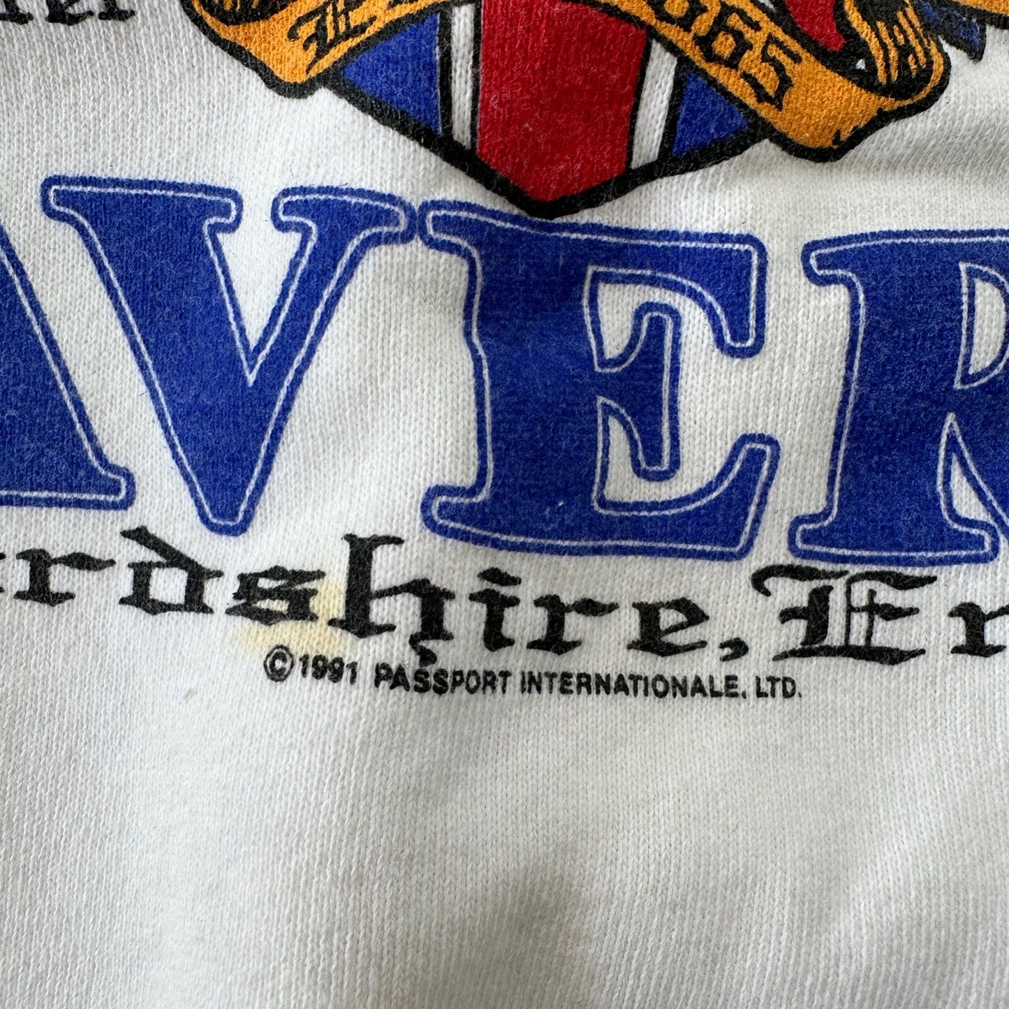 Sheffield Tavern Vintage Sweatshirt Crewneck 90s Alcohol Drinking Oxford England
