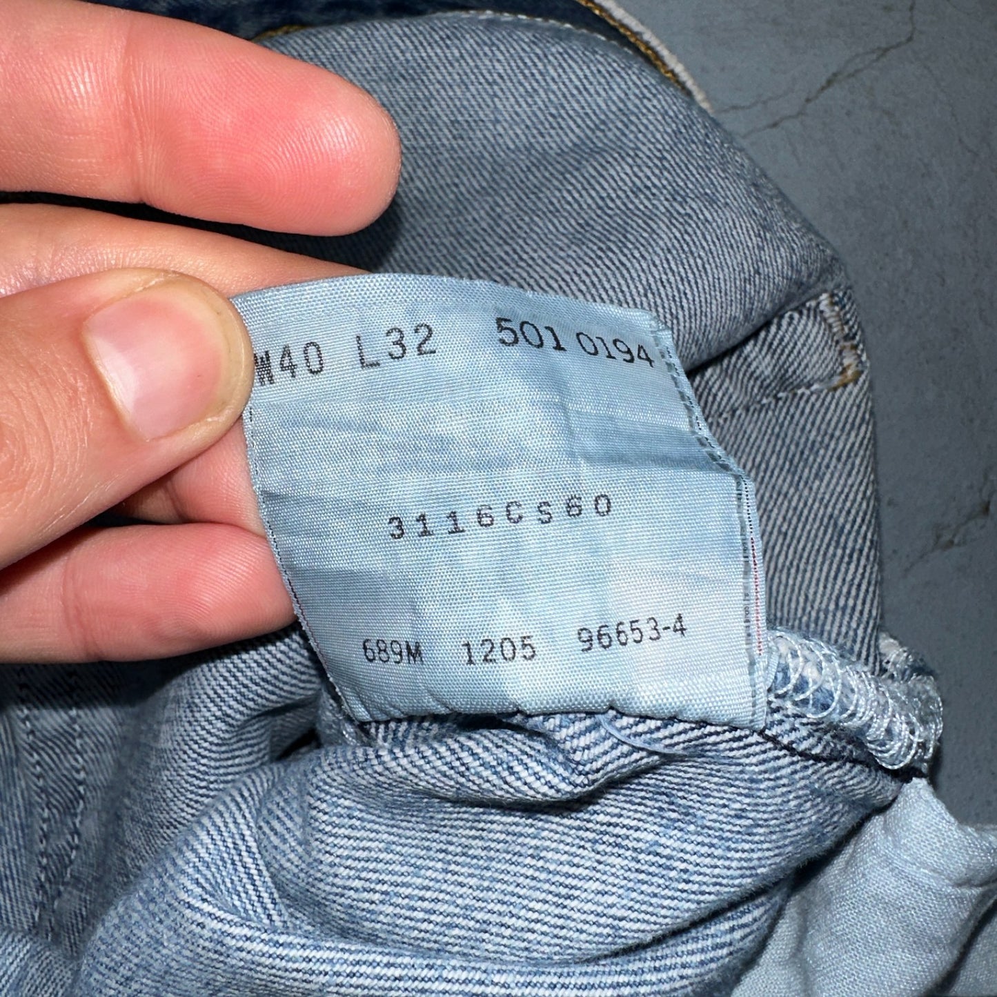 Levis 501 Vintage Y2K 90s XX Straight Leg Jeans Blue Light Wash 40x32 Act 38x31