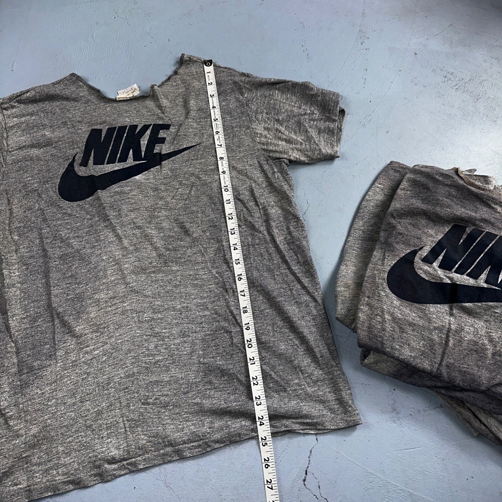 Nike 70s Lot of 8 VTG T Shirt Orange Tag Gray Swoosh Soft Chopped Front Team