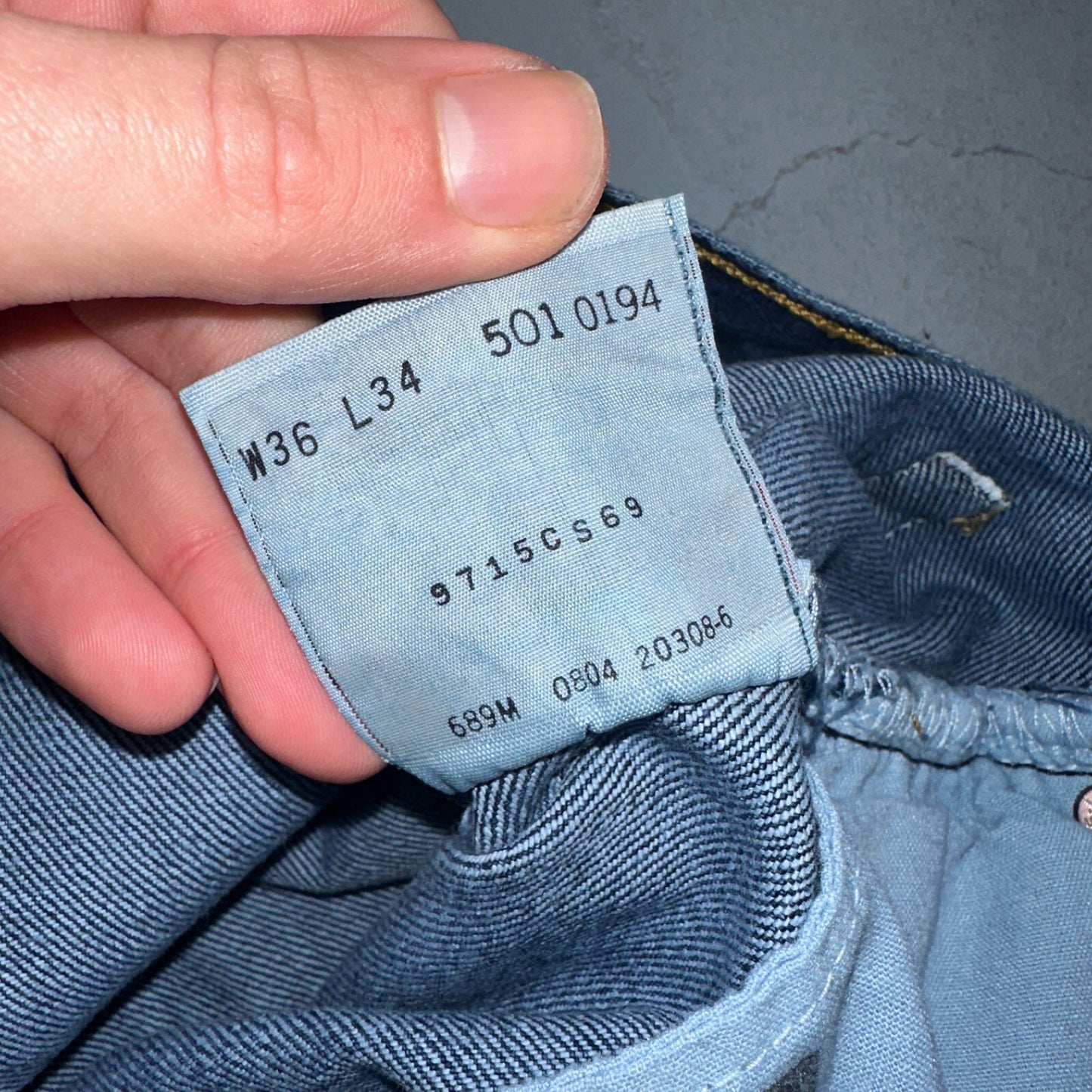 Levis 501 Vintage Y2K Columbia Straight Leg Jeans 36x34 90s Med Wash Act 35x34